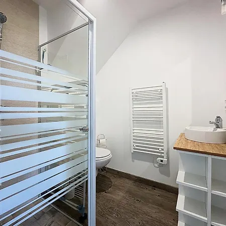 Beau Duplex Et Proche De La