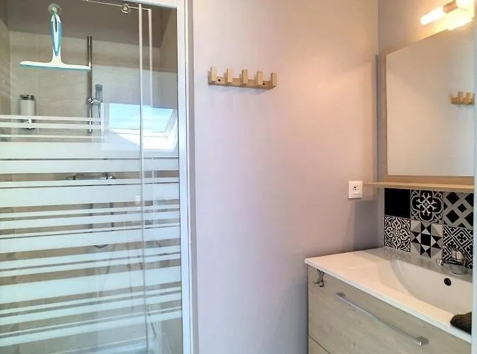 Beau Duplex Et Proche De La Apartamento