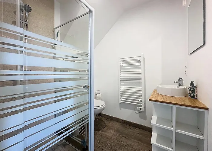 Beau Duplex Et Proche De La