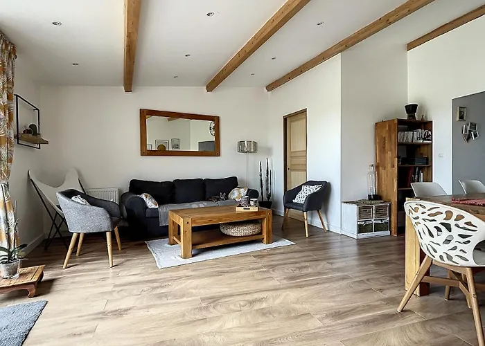 Beau Duplex Et Proche De La Apartamento *