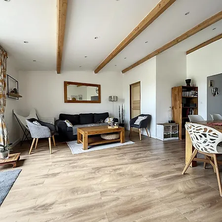 Beau Duplex Et Proche De La Appartement *