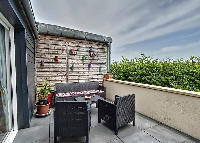 Beau Duplex Et Proche De La Apartment *